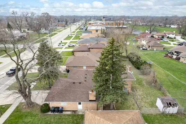 936 E 170th ST, South Holland, IL 60473