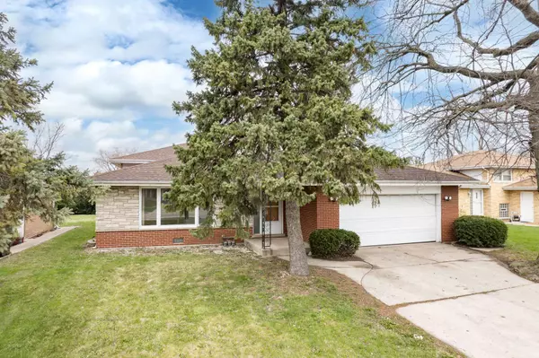 936 E 170th ST, South Holland, IL 60473