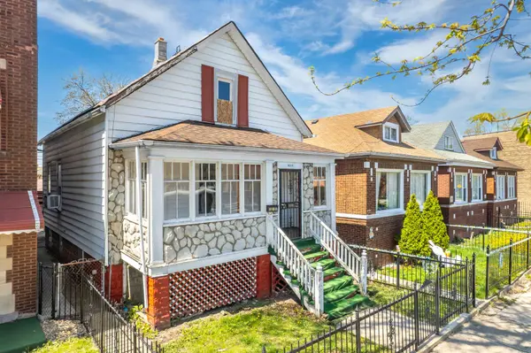 8512 S Ada ST, Chicago, IL 60620