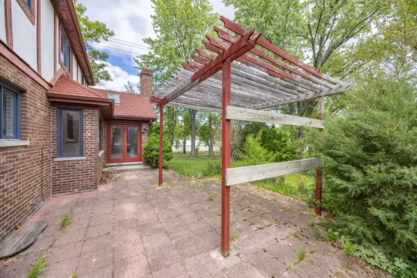 14301 Wooded Path LN, Orland Park, IL 60462