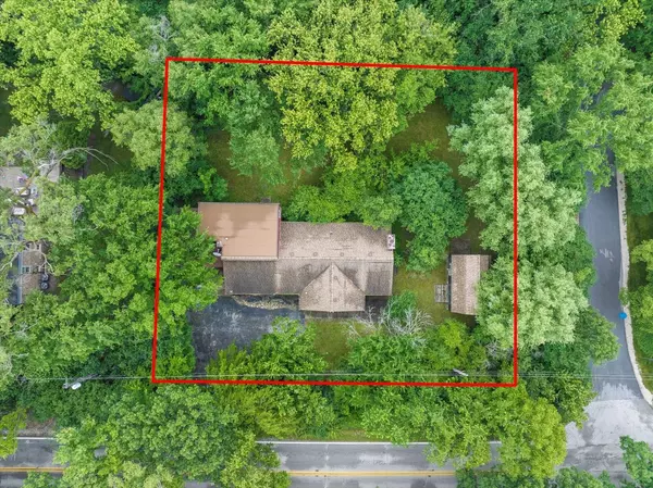 9303 119th ST W, Palos Park, IL 60464