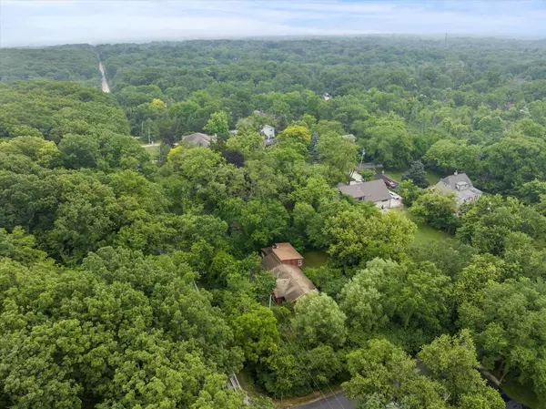 9303 119th ST W, Palos Park, IL 60464