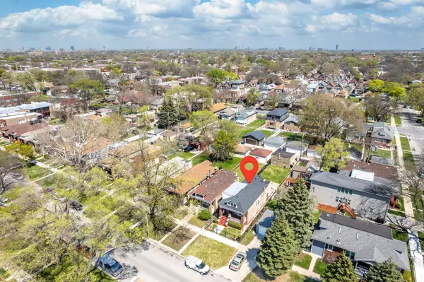 7647 S Calumet AVE, Chicago, IL 60619