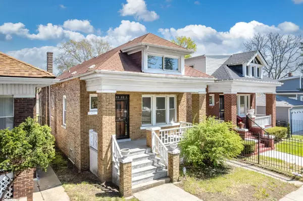 7647 S Calumet AVE, Chicago, IL 60619