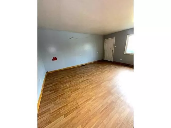 1389 WOODVIEW AVE, Calumet City, IL 60409