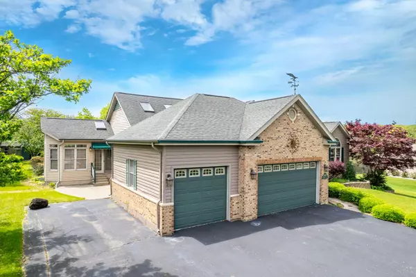 23810 E Jonathan LN, Crete, IL 60417