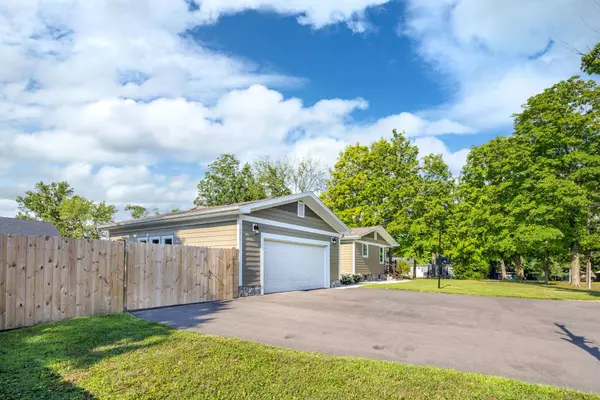 7202 W 143rd LN, Cedar Lake, IN 46303