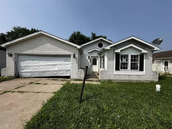 2221 Rush ST, Sauk Village, IL 60411