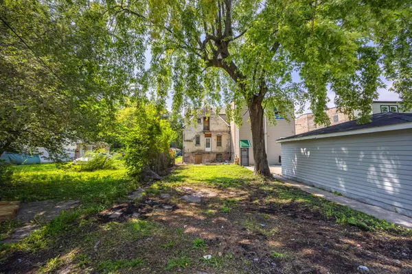 5811 S Bishop ST, Chicago, IL 60636