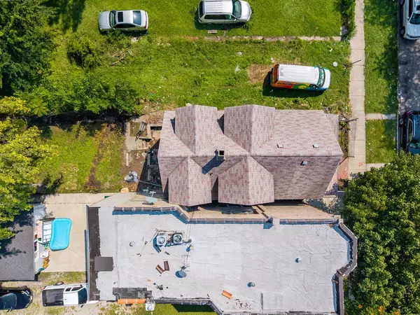 5811 S Bishop ST, Chicago, IL 60636