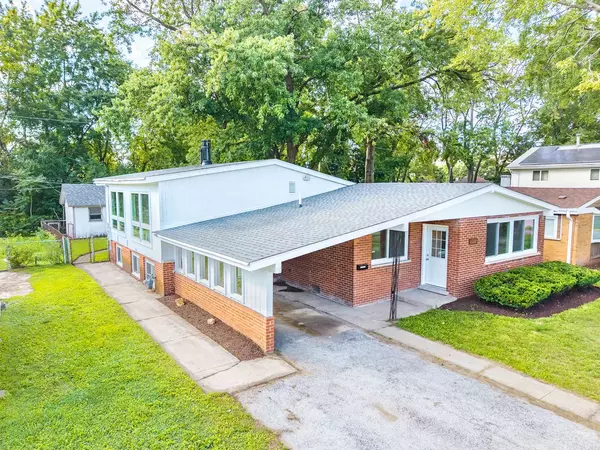 17212 Hawthorne RD, East Hazel Crest, IL 60429