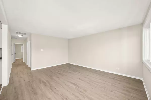 17212 Hawthorne RD, East Hazel Crest, IL 60429