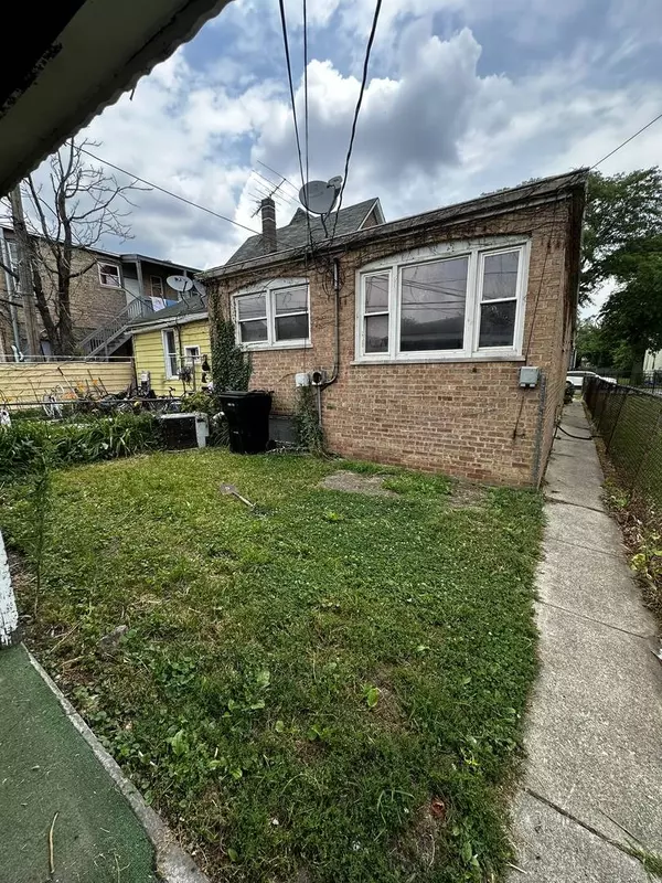 12014 S Wallace ST, Chicago, IL 60628