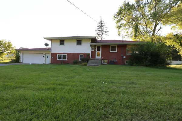 6550 Elizabeth LN, Portage, IN 46368