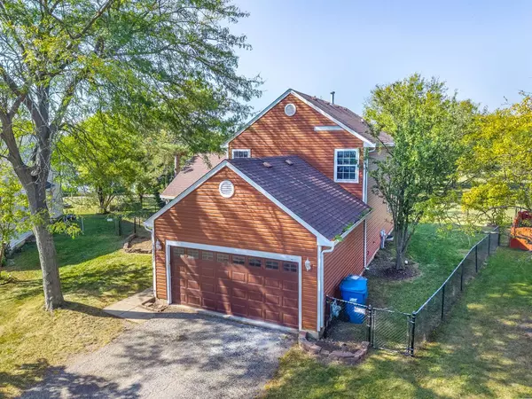 1925 Grosse Pointe CT, Hanover Park, IL 60133