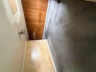 3210 Mcbreen AVE, Robbins, IL 60472