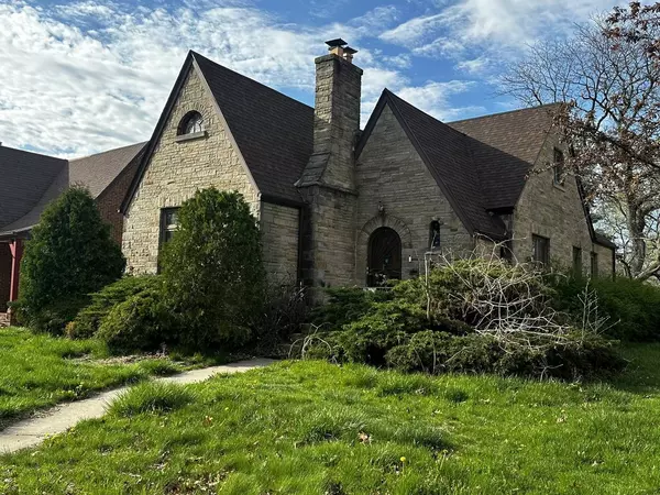 106 Forestdale Pkwy, Calumet City, IL 60409