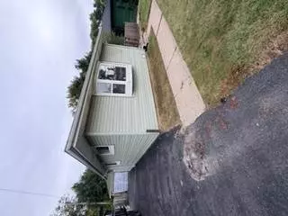 3210 Mcbreen AVE, Robbins, IL 60472