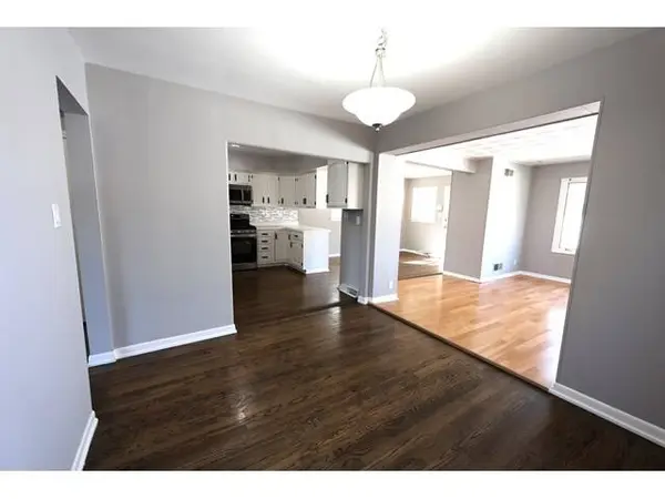 24 166th PL, Calumet City, IL 60409