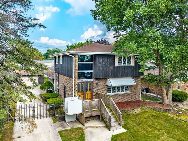 18309 Bock RD, Lansing, IL 60438