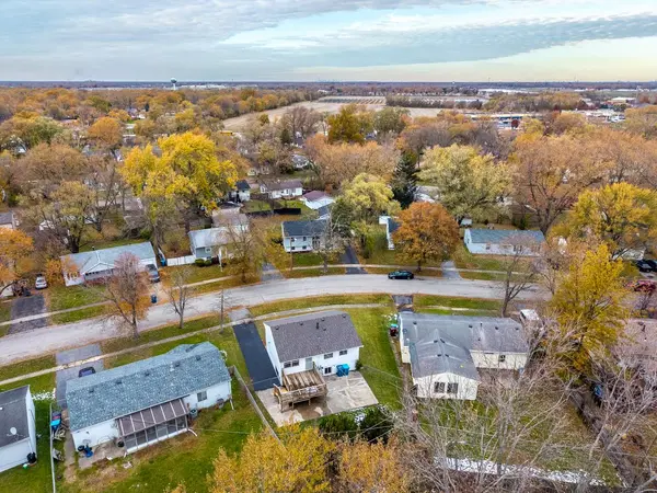 2444 Apache AVE, Sauk Village, IL 60411