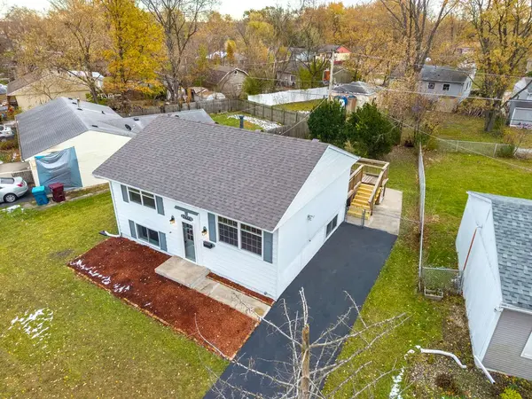 2444 Apache AVE, Sauk Village, IL 60411