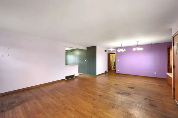 18446 Glen Oak AVE, Lansing, IL 60438