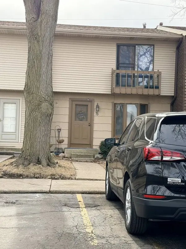 15 Washington CT, Plainfield, IL 60544