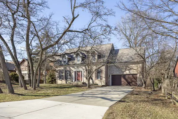 856 Bemis RD, Glen Ellyn, IL 60137