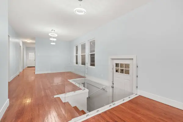 8411 S Dante AVE, Chicago, IL 60619