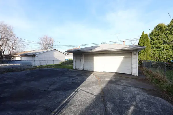 333 Luella AVE, Calumet City, IL 60409