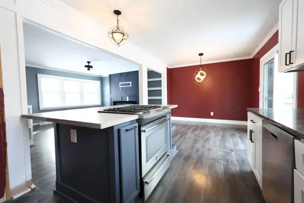 411 Cherry Hill RD, Dyer, IN 46311