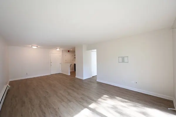 2230 S Goebbert RD #139, Arlington Heights, IL 60005