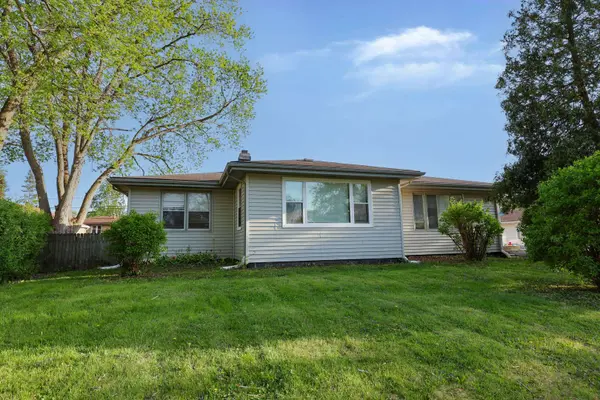 2414 Garden ST, Joliet, IL 60435