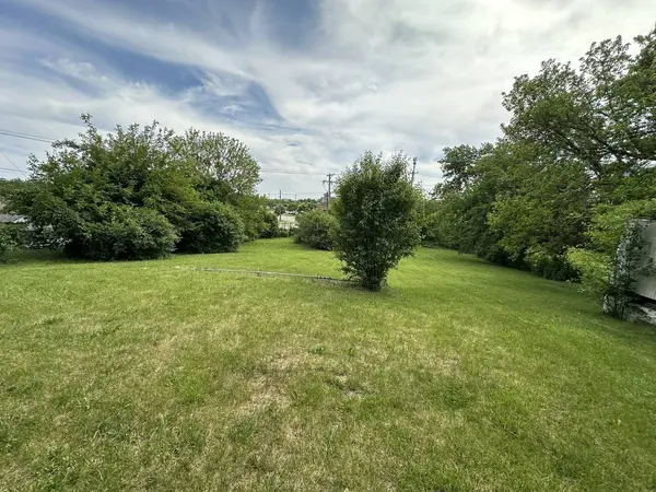 15240 Hilltop DR, Orland Park, IL 60462