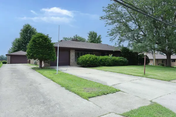 1601 BARTHELONE ST, Crest Hill, IL 60403