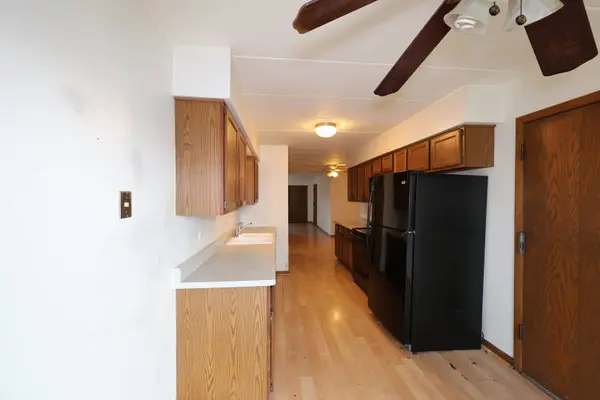 9900 TREETOP DR #2E, Orland Park, IL 60462