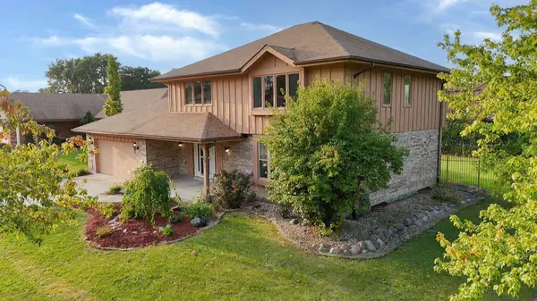 8216 Eynsford DR, Orland Park, IL 60462