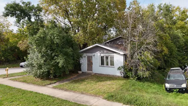 4114 W 135th ST, Robbins, IL 60472