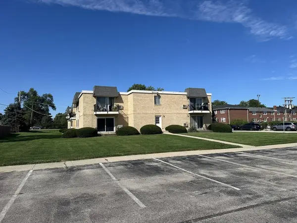 1430 N Evergreen AVE #2AS, Arlington Heights, IL 60004