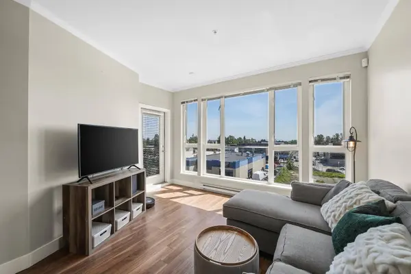 5355 Lane ST #PH03, Burnaby, BC V5H 0H1