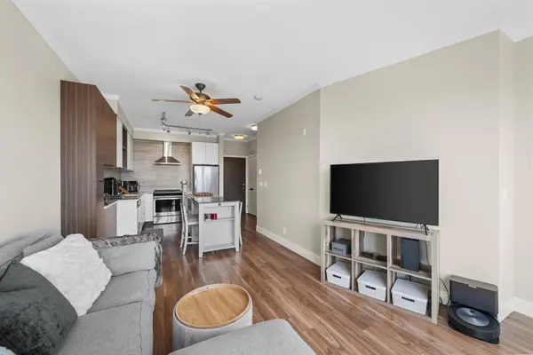 5355 Lane ST #PH03, Burnaby, BC V5H 0H1