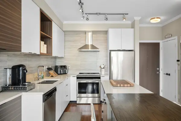 5355 Lane ST #PH03, Burnaby, BC V5H 0H1