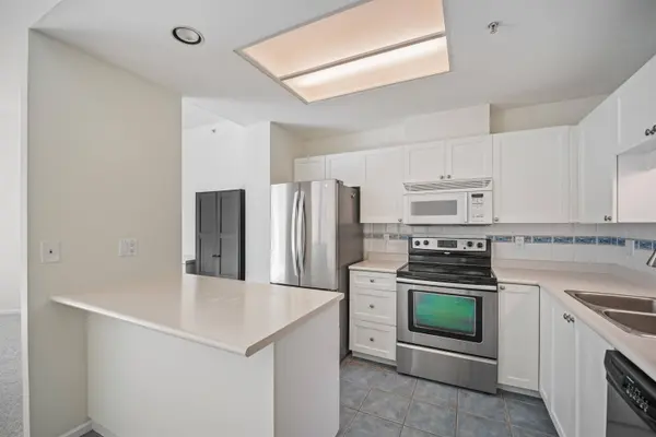 719 Princess ST #103, New Westminster, BC V3M 6T9