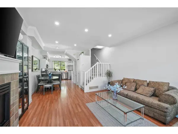 8383 159 ST #30