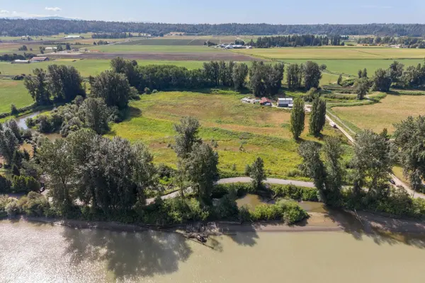 27612 River RD, Abbotsford, BC V4X 2H1