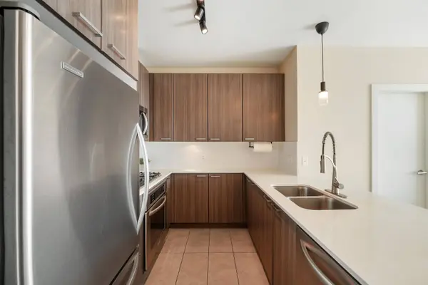 2789 Shaughnessy ST #2401, Port Coquitlam, BC V3C 0C3