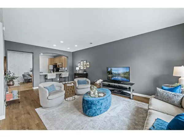 8417 Townsend Dr, Eden Prairie, MN 55344-4405