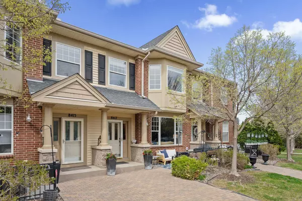 8417 Townsend DR, Eden Prairie, MN 55344