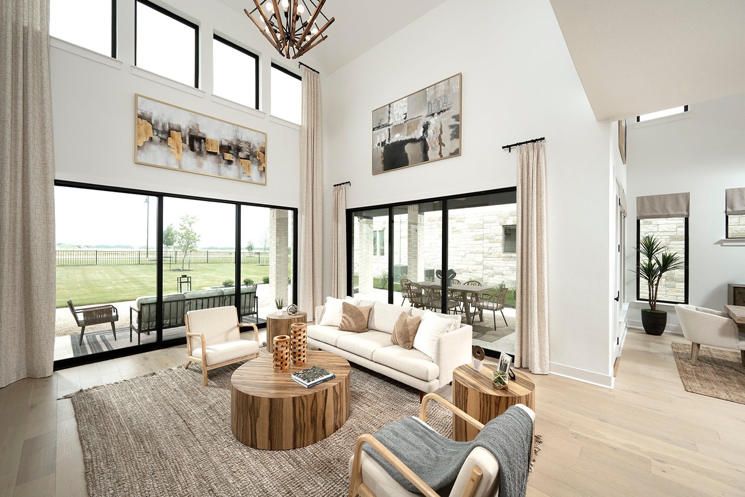 Single-family homes and new builds in Pflugerville